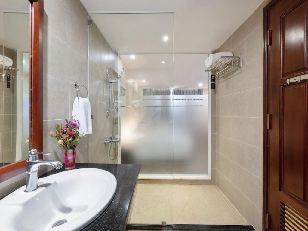 Phòng tắm hạng Deluxe Amarin Phú Quốc