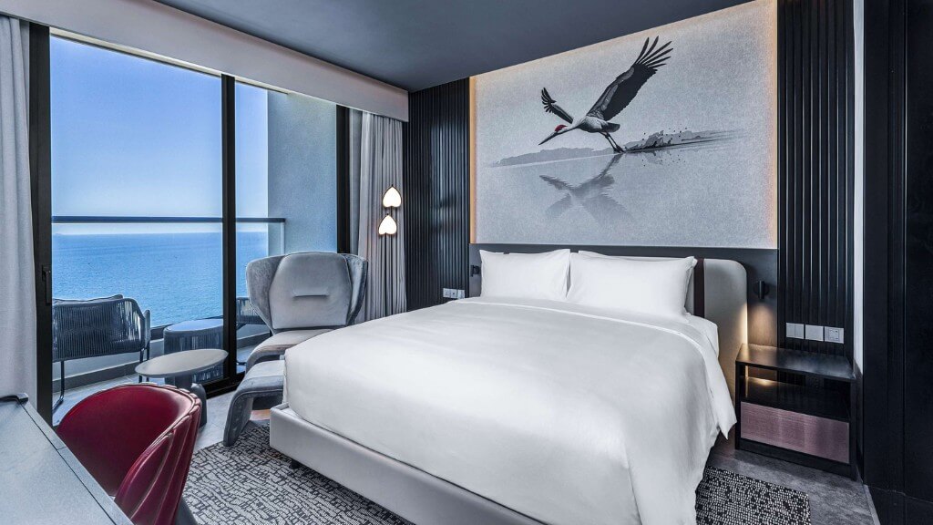 Phòng nghỉ sang trọng tại Radisson RED Danang