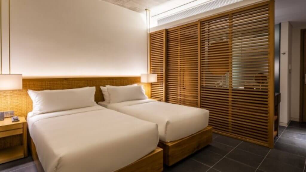 Phòng ngủ tiêu chuẩn cho 2 người lớn