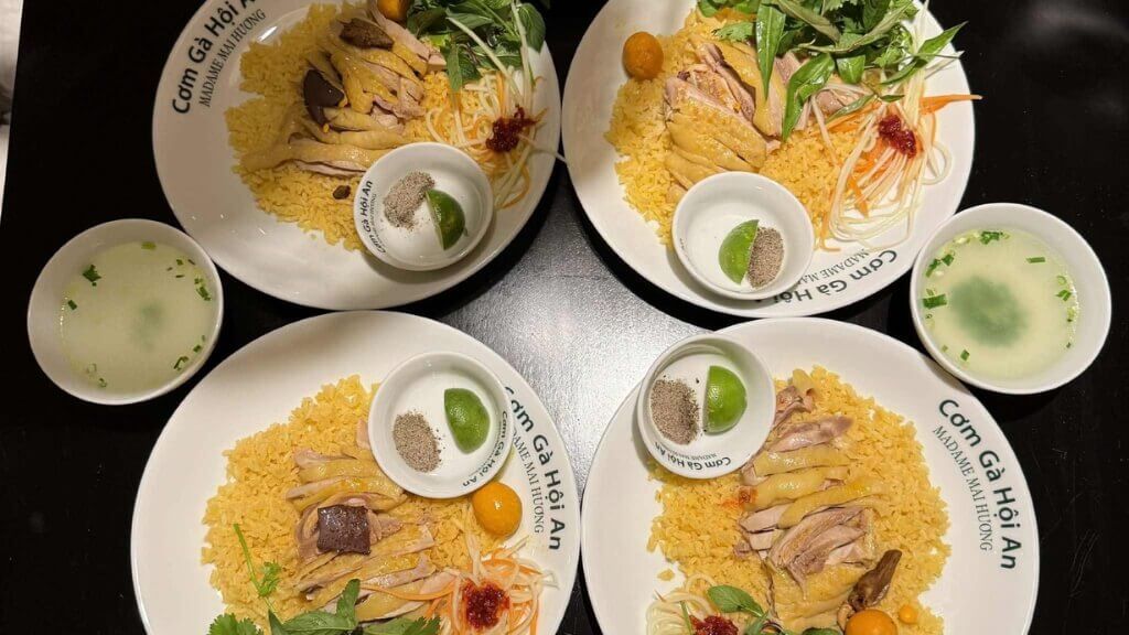 Thưởng thức ấm thực miền Trung đặc sắc