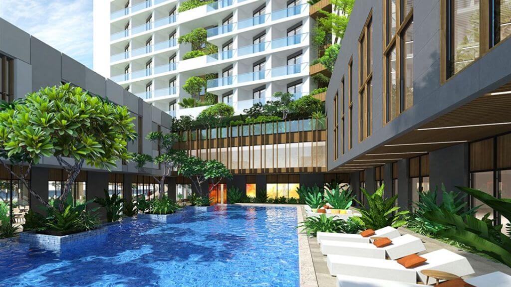 Không gian bể bơi ngoài trời tại Fleur de Lys Quy Nhon