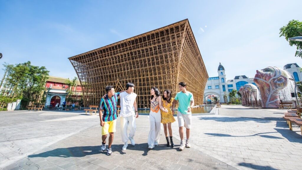 Khám phá các góc check in ở Grand World