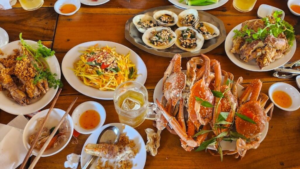 Thưởng thức hải sản Phú Quốc tươi ngon
