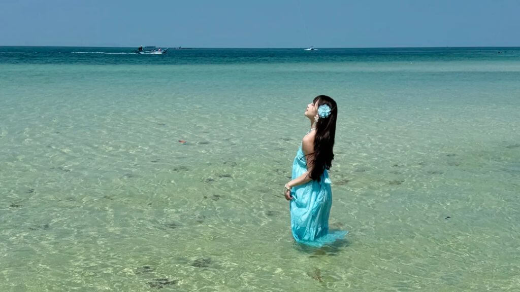 Bãi biển Phú Quốc trong xanh