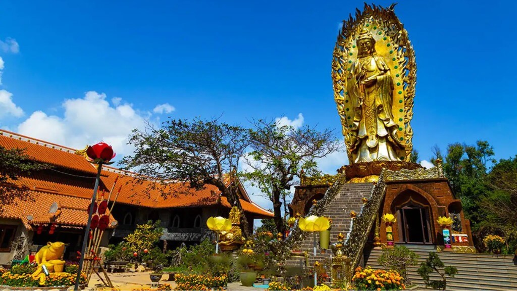 Tịnh Xá Ngọc Hòa địa điểm tâm linh linh thiêng ở Quy Nhơn