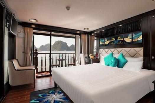 Senior Balcony Suite