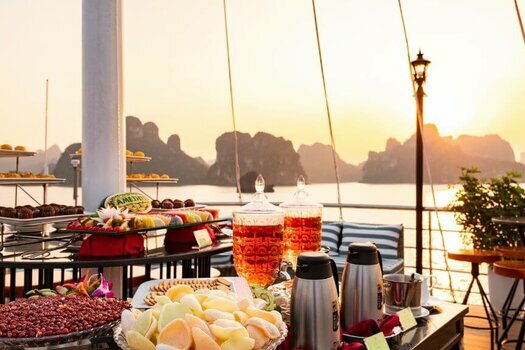 Du thuyền Amethyst 1 ngày