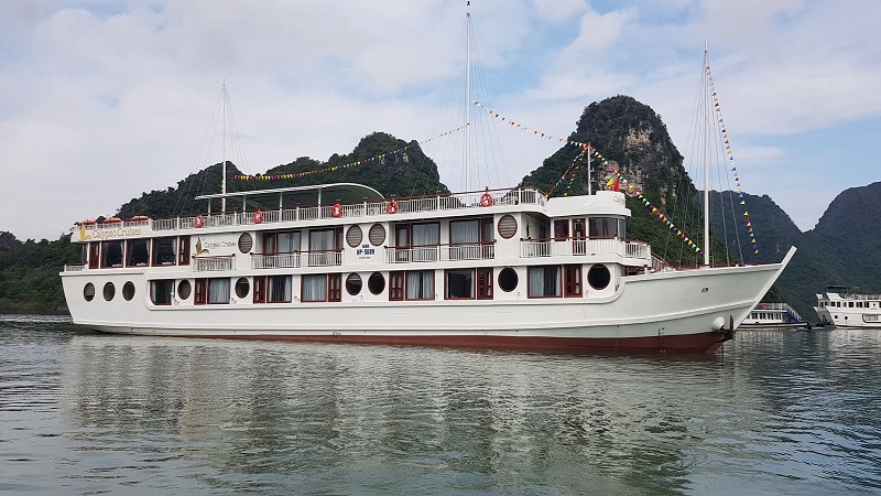 Toàn Cảnh Du Thuyền Calypso Hạ Long