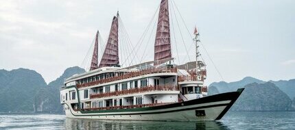 Du thuyền 5 sao Heritage Line Ylang