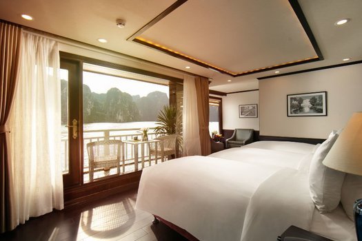 Phòng Junior Triple Suite Balcony