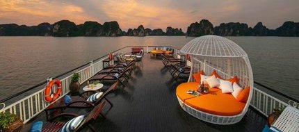 Toàn cảnh sundeck du thuyền