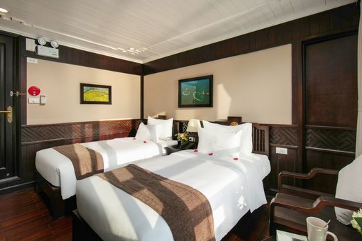 Family Deluxe Ocean Full View