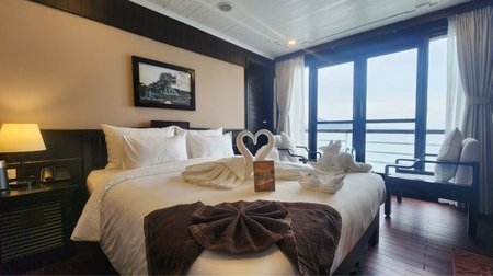 Lily Exclusive Suite