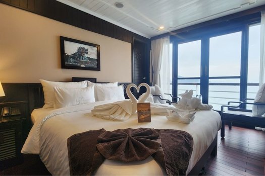 Lily Exclusive Suite