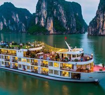 Du thuyền chạy tuyến vịnh Hạ Long