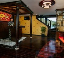 Sảnh lễ tân thiết kế hoài cổ