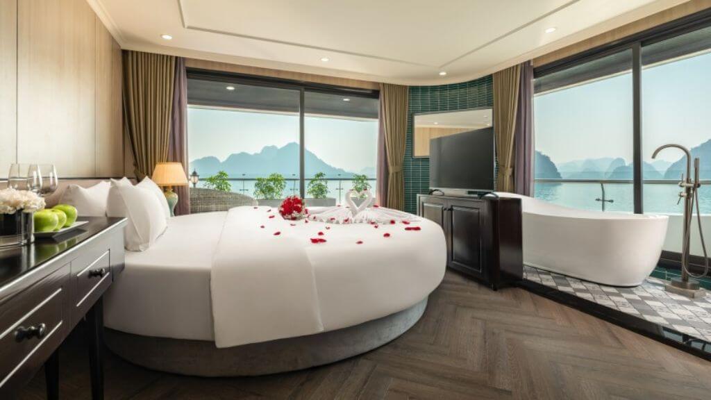 Honeymoon Suite
