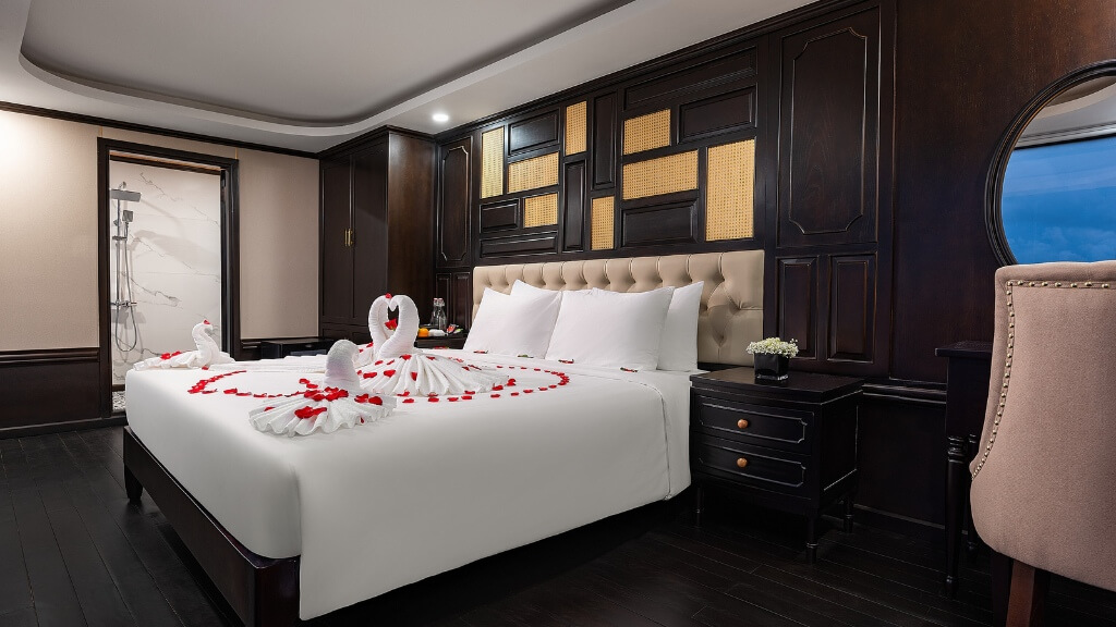 HONEYMOON SUITE BALCONY