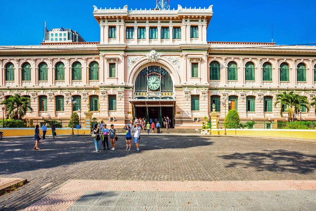 Bưu điện thành phố Hồ Chí Minh
