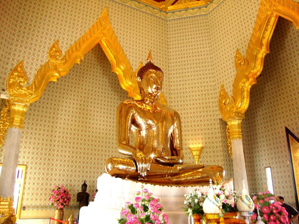 Tượng Phật Vàng, Thái Lan