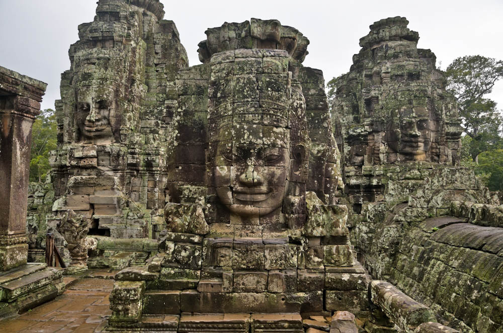 Đền Bayon trong Angkor Thom