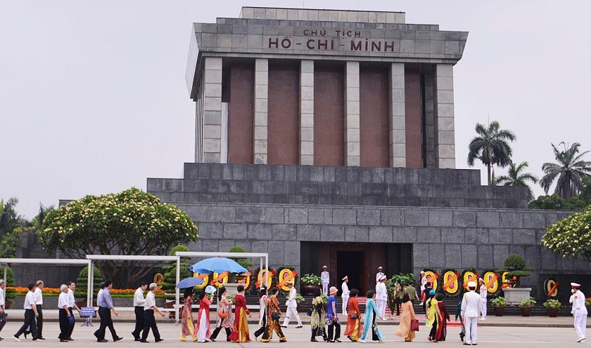 Quảng Trường Ba Đình - Quảng trường lớn nhất Việt Nam