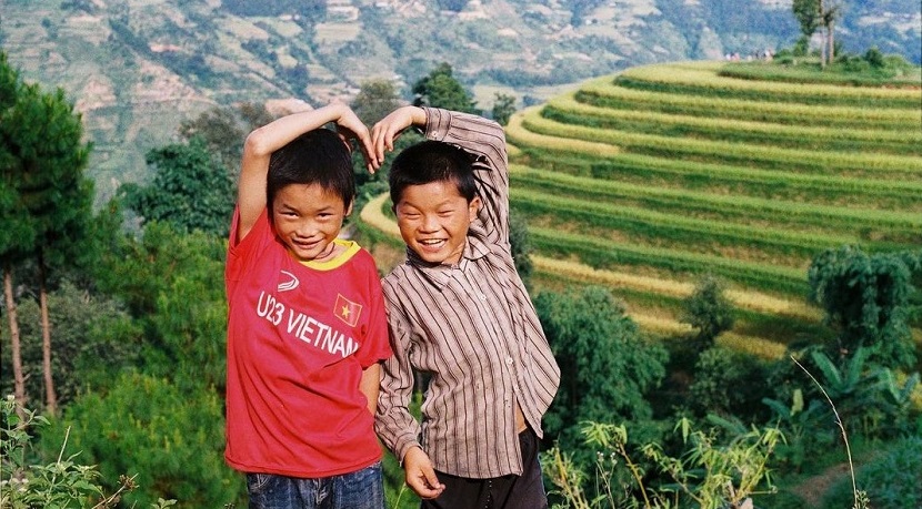 Những em bé dân tộc ở Hoàng Su Phì, Hà Giang