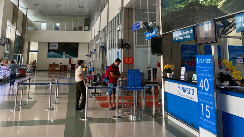 Khu vực check - in của nhà ga hành khách sân bay Côn Đảo