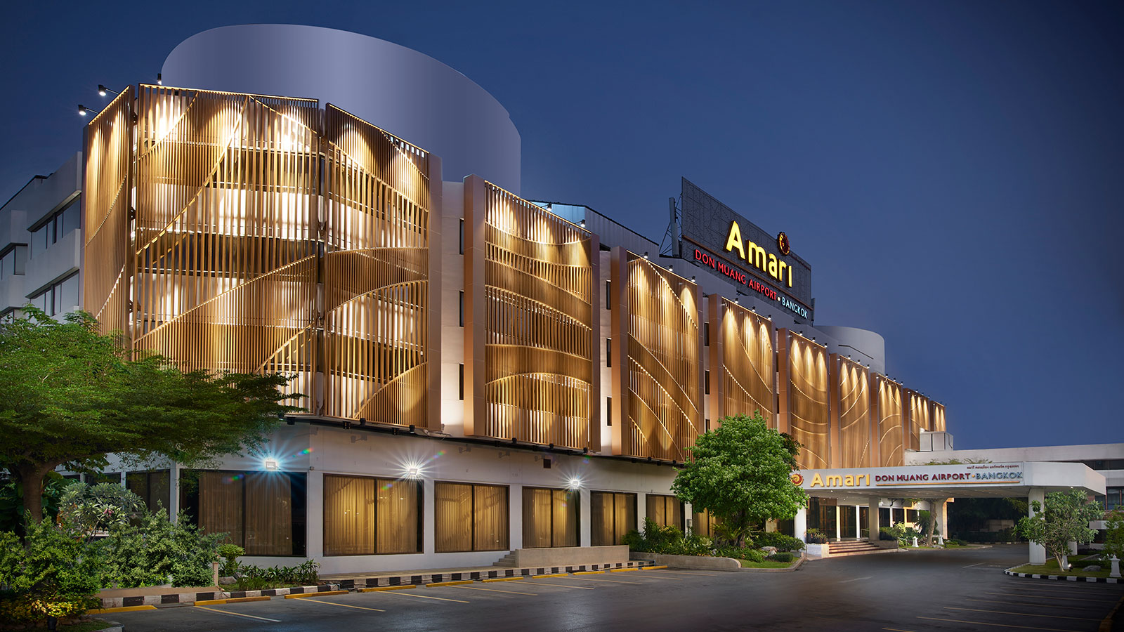 Amari Hotel ngay sát bên trường bay Don Muang