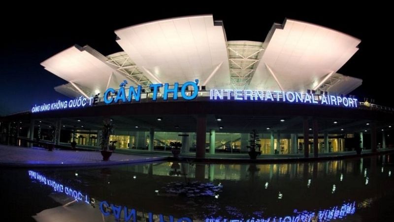 Sân bay Quốc tế Cần Thơ về đêm