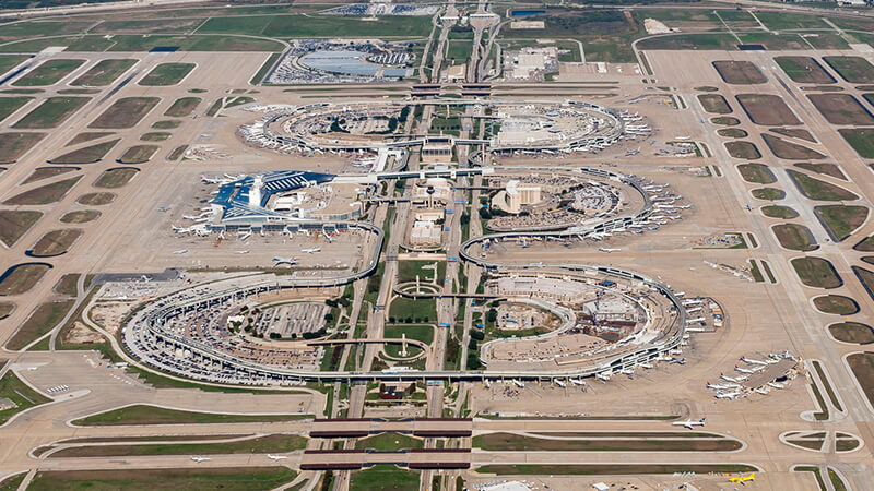 Sân đỗ tàu bay của sân bay Dallas Fort Worth
