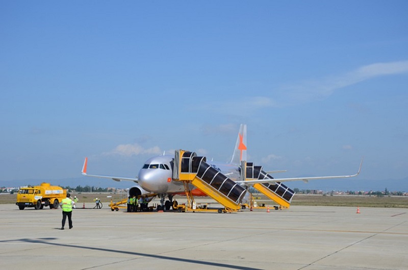 Sân đỗ tàu bay tại sân bay Tuy Hòa (Phú Yên)