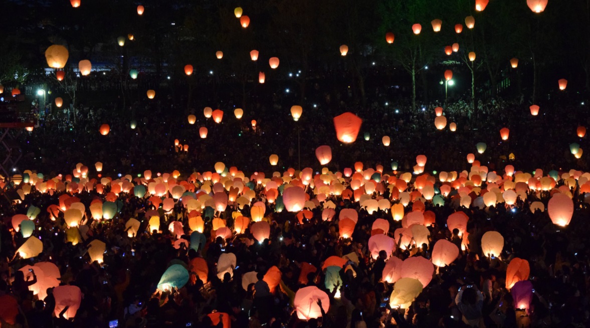 Lễ hội đèn lồng ở suối Cheonggyecheon