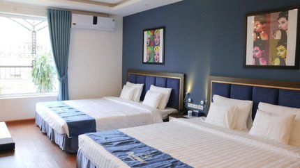 Phòng sang trọng có ban công