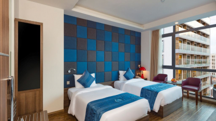 Phòng Deluxe City View Room