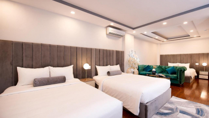 Suite Balcony Room