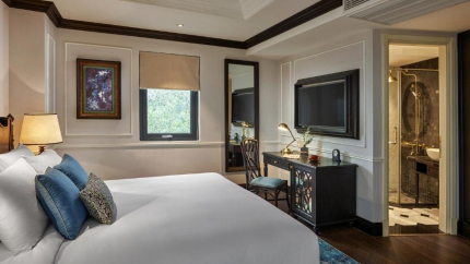 Phòng Balcony Junior Suite tại AIRA Boutique Hanoi