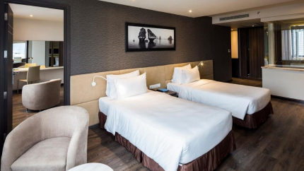 Phòng Superior Triple tại Alana Nha Trang Hotel 4 sao
