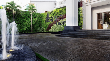 Ngoại Cảnh Khách Sạn