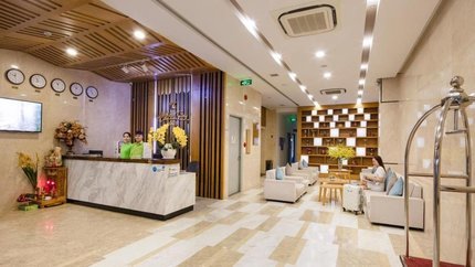 Tiền sảnh và quầy lễ tân