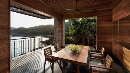 Hiên trước của phòng Two-Bedroom Pool Residence