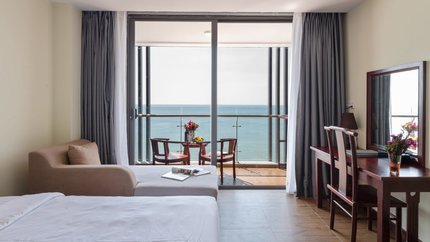 Deluxe Ocean View với ban công hướng biển