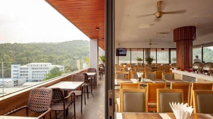 Nhà hàng khách sạn