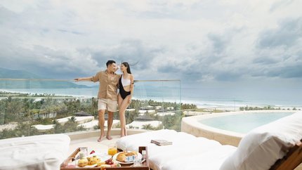 Check in tại resort (Ảnh: Ana Mandara Cam Ranh)