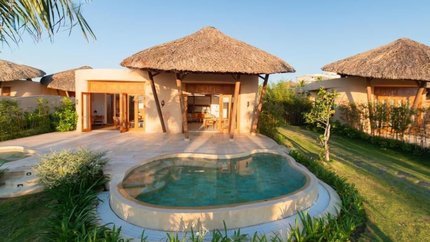 Khung cảnh bên ngoài villa