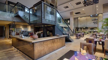 Nhà hàng với không gian sang trọng