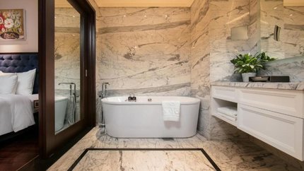 Phòng có đầy đủ tiện nghi