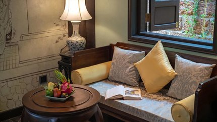 Phòng khách được thiết kế nhẹ nhàng