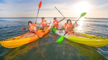 Trải nghiệm chèo Kayak