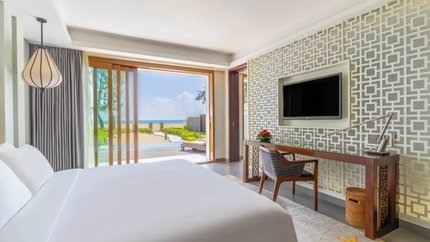 Beachfront One Bedroom Suite